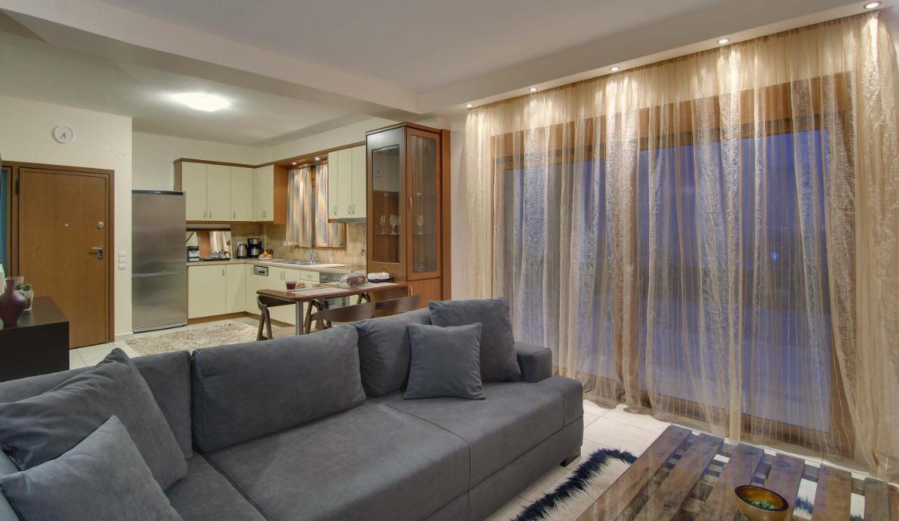 Country Place Apartment With Mountains View 约阿尼纳 外观 照片